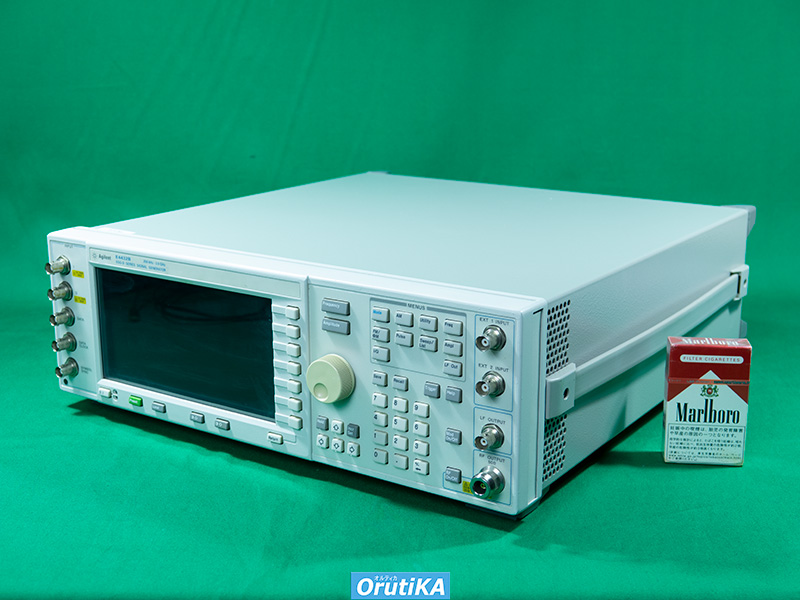 デジタル / アナログ変調 信号発生器 E4432B キーサイトテクノロジー 