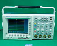 TDS3034 デジタルオシロスコープ イメージ1