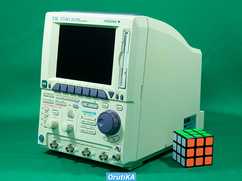 DL1740 デジタルオシロスコープ 7017-10 (DL1740) 横河計測 管理番号