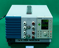 SPEC 70237 マルチ出力 直流安定化電源 イメージ1
