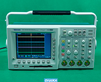 TDS3034B デジタルオシロスコープ イメージ1