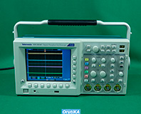 TDS3034C デジタルオシロスコープ イメージ1