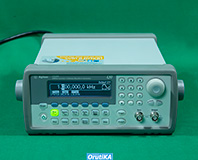 33220A ファンクションジェネレータ イメージ1