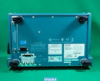 DPO7104 デジタルフォスファ オシロスコープ イメージ3