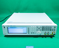 N5182A (6GHz) ベクトル信号発生器 イメージ1
