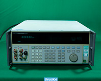 5700A/03 マルチファンクション 校正器 イメージ1
